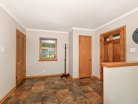 5th image of 1900 N 166th STREET