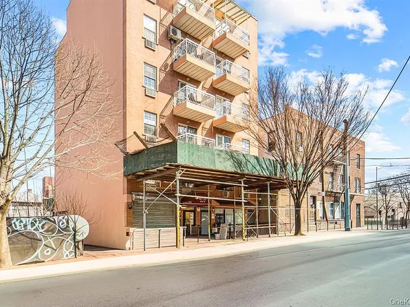 41-35 67th St #5C, Woodside, NY 11377