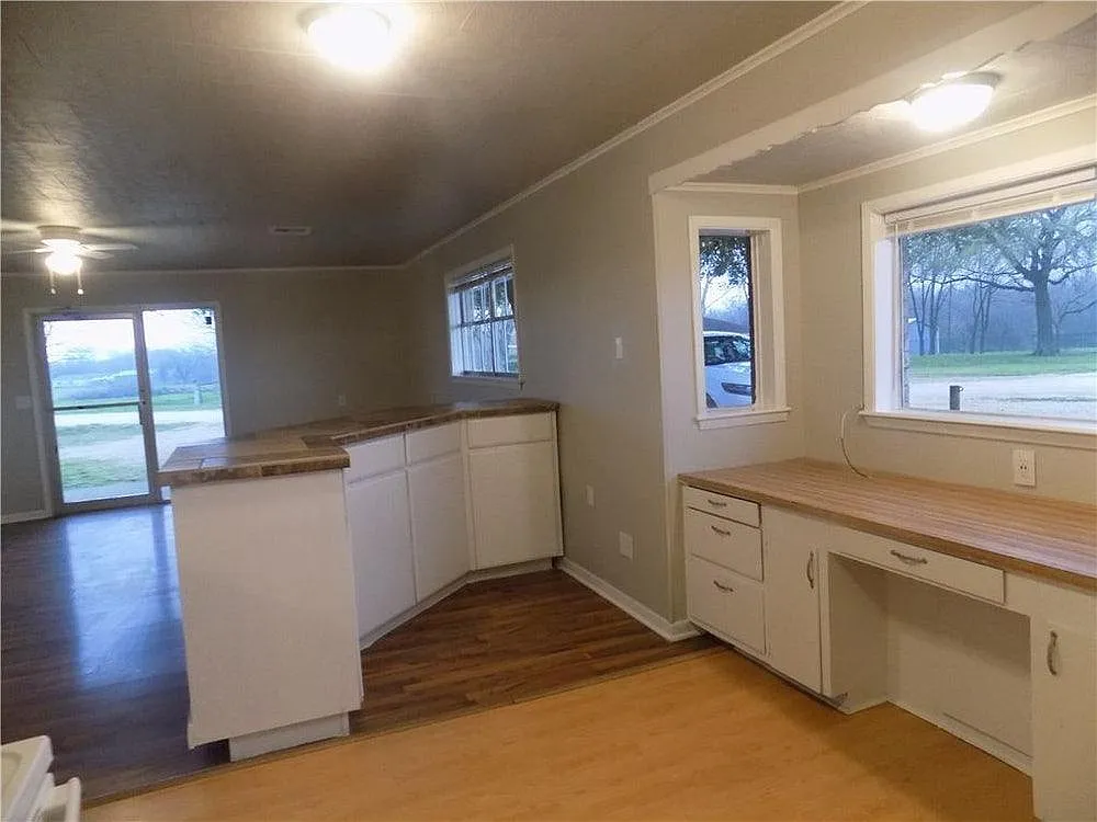 1 bed, 650 sqft, $900 — Photo 4