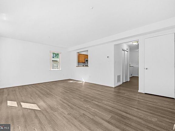 4th image of 4607 30th St