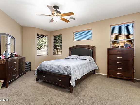 5th image of 9012 W Kerby Ave
