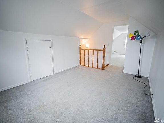 Room D for rent