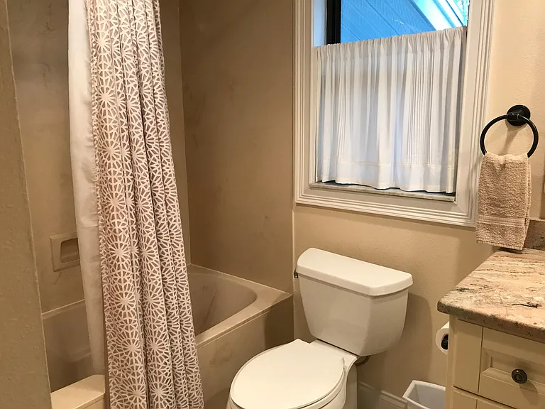 9064 Midnight Pass Rd — Photo 8