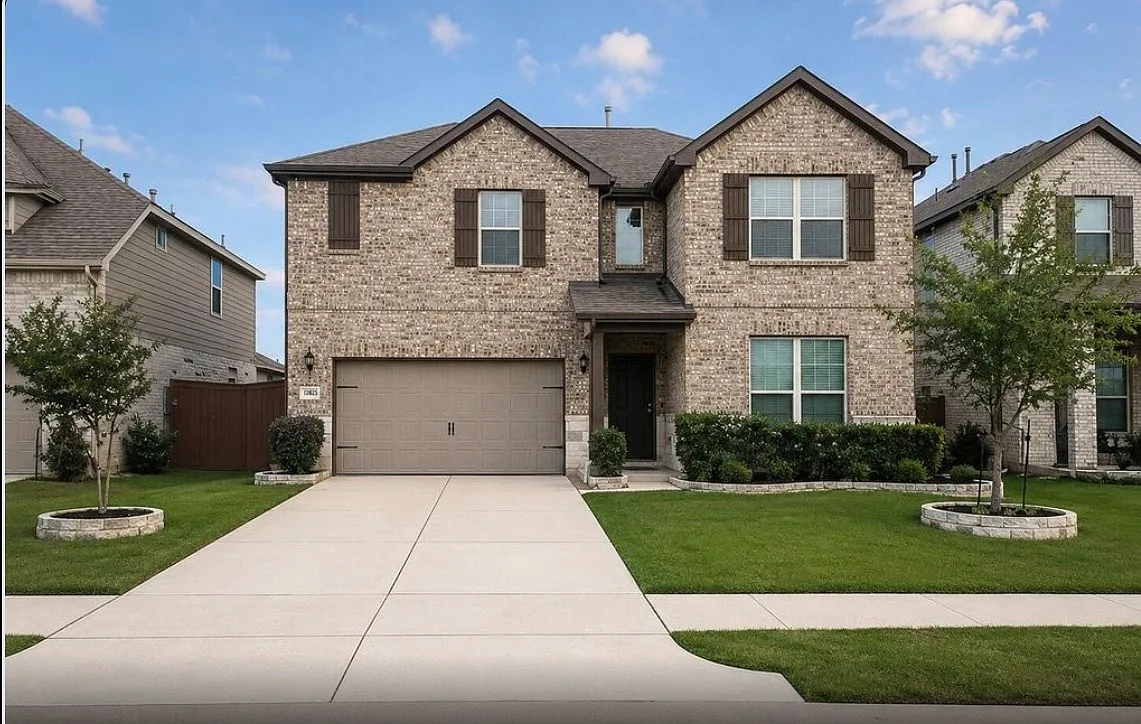 4 bed, 2700 sqft, $3,300 — Photo 1