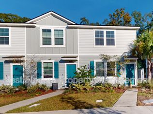 863 Gate Run Rd, Jacksonville, FL 32211