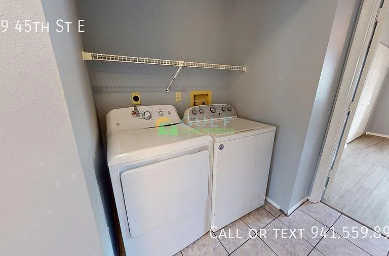 709 45th St E — Photo 13