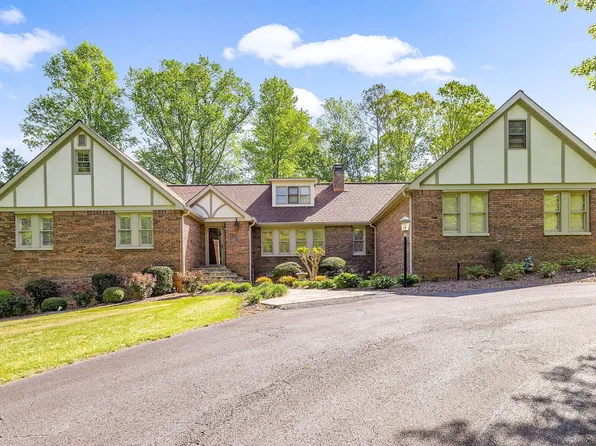 329 Woodfield Way, Cornelia, GA 30531