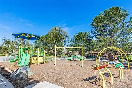 17231 Greentree Dr — Photo 18
