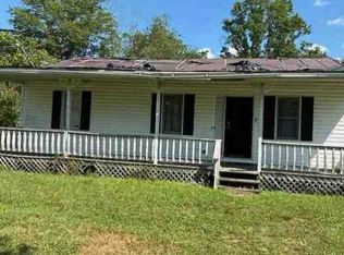 657 Twistabout Rd, Procious, WV 25164