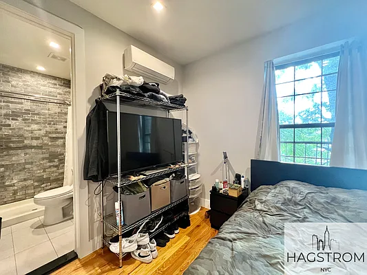 Rented by Hagstrom Management Inc | media 26