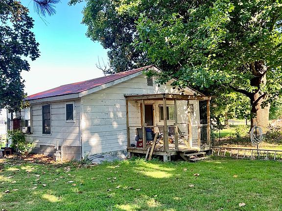 4th image of 235 S Main St
