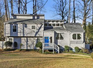 3981 Lookout Point Dr, Marietta, GA 30066