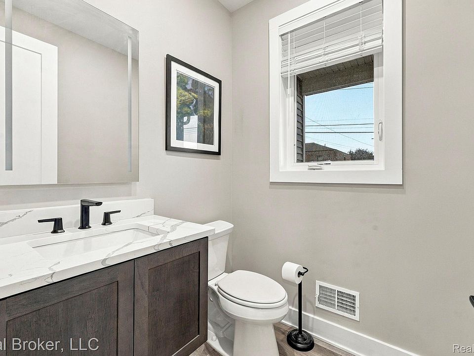 46059 Edgewater Dr, photo 17