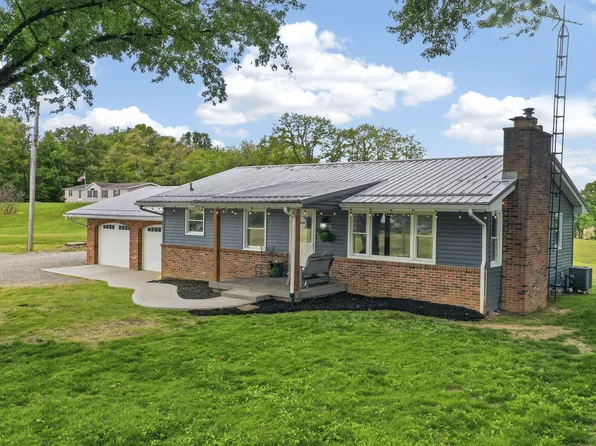 561 County Line Rd NE, Bremen, OH 43107