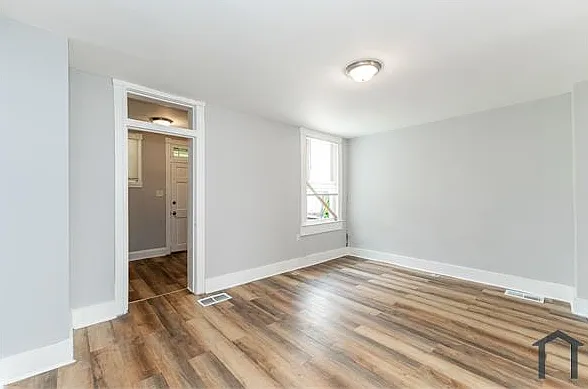 3006 Mathews St — Photo 7