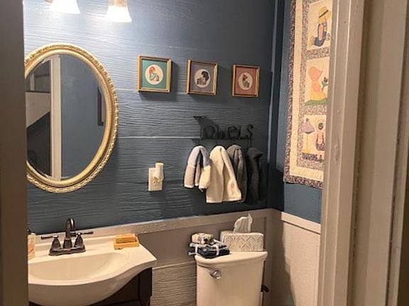 4th image of 1770 Waverland Cir