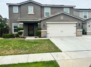 634 Rebeca Ave, Sanger, CA