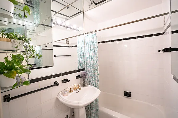 Rented by Compass | media 15