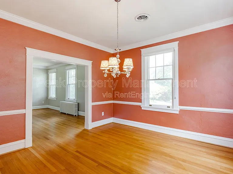 1404 Wilmington Ave W #B — Photo 12