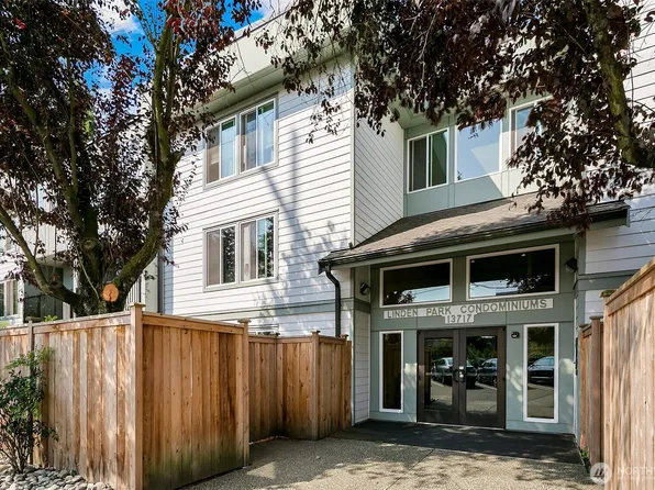 13717 Linden Avenue N #104, Seattle, WA 98133
