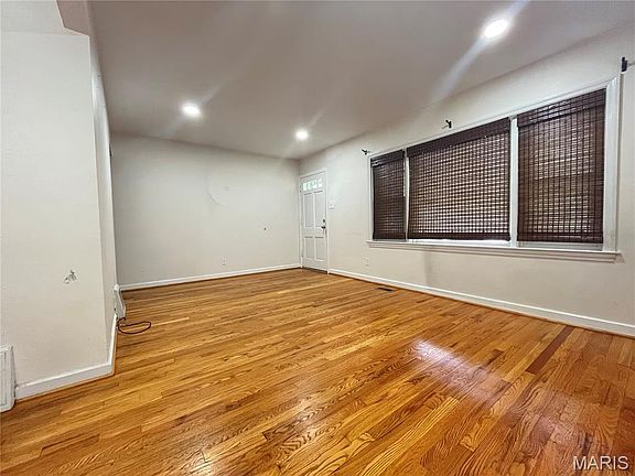 3rd image of 10521 Saint Philip Ln