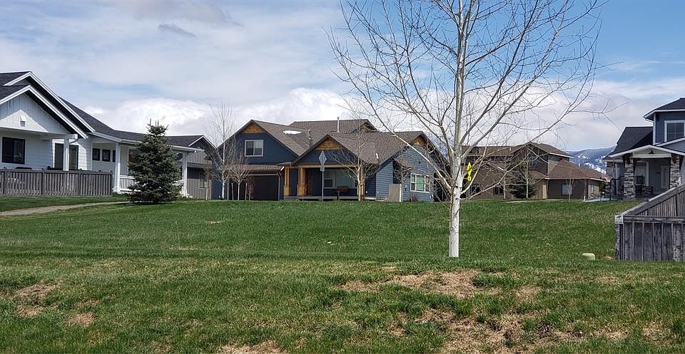 1st image of 2447 Thoroughbred Ln
