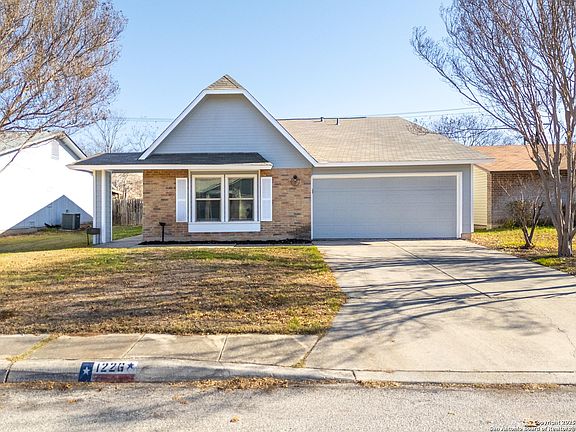 3rd image of 1226 SILVERWAY