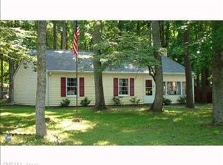6624 Lakeview Dr, Gloucester County, VA 23061