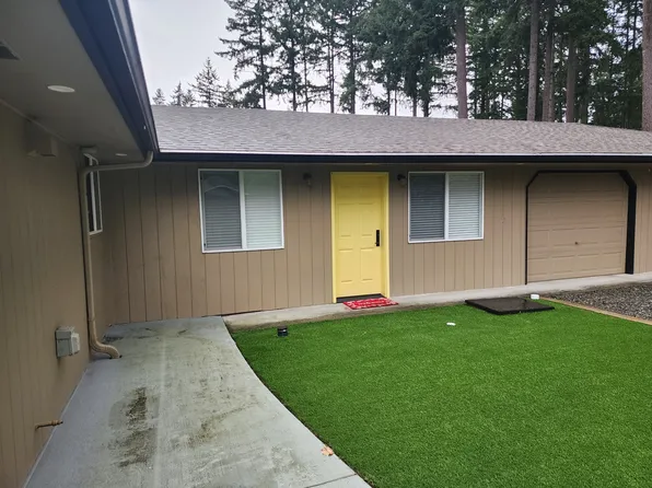 9721 118th St E #B, Puyallup, WA 98373