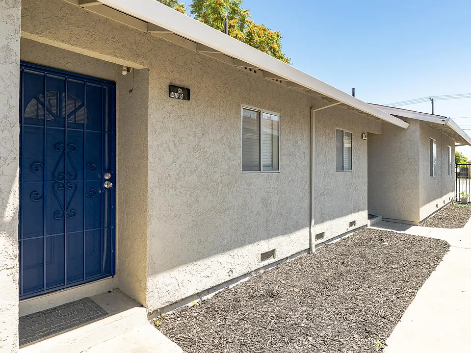 S Avenue 647A