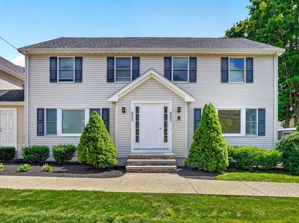 853 Washington St APT 6, Canton, MA 02021