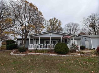1205 S Main St, Monroe City, IN 47557