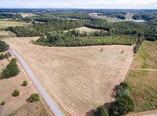 591 Wooden Bridge Rd, Chesnee, SC 29323