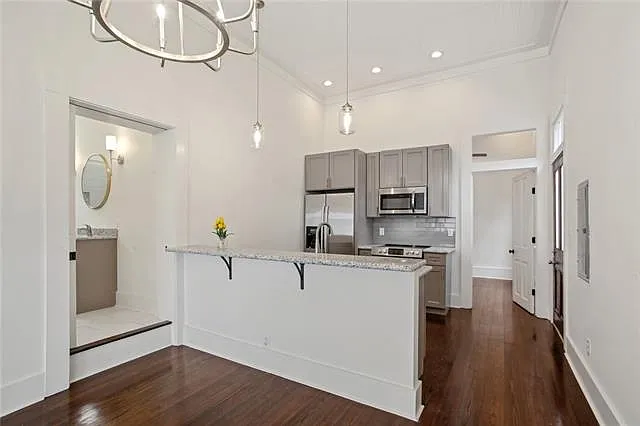 601 Vallette St — Photo 8