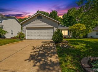 1035 Providence Pointe Dr, Wentzville, MO 63385