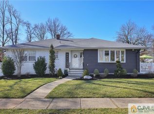 1 Poets Ln, Metuchen, NJ 08840