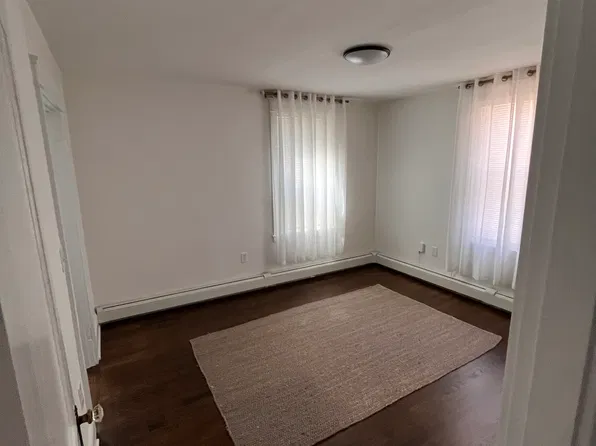 119 Lancaster St #2, Providence, RI 02906