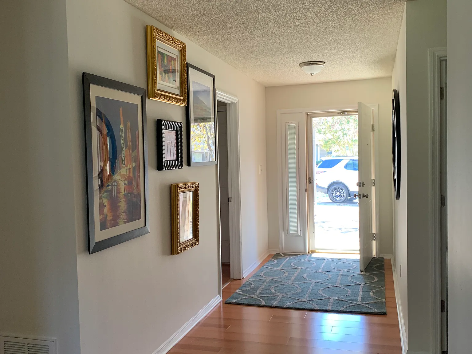 2 bed, 1395 sqft, $2,000 — Photo 2
