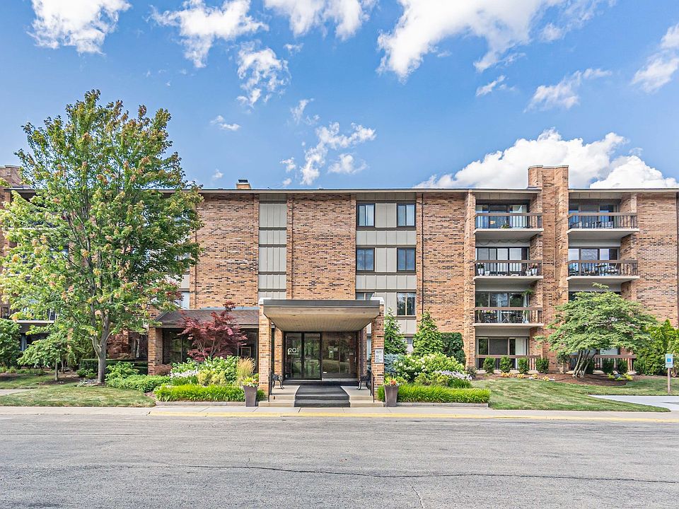1st image of 201 Lake Hinsdale Dr APT 113
