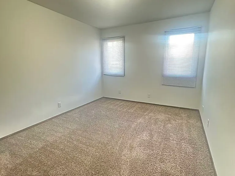 875 N 25th St #883 — Photo 8