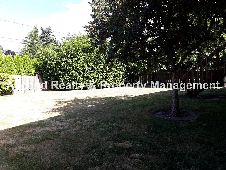 2945 SW 118th Ave — Photo 18