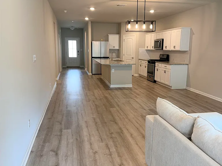 6407 Tiger Pointe Dr — Photo 4
