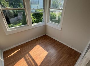 35 Garfield St #2E, Yonkers, NY 10701