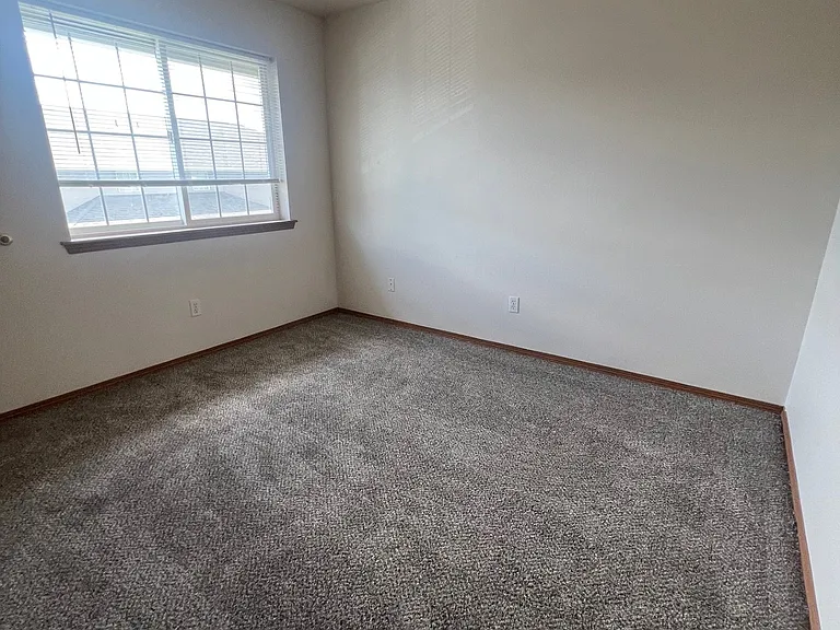 120 S 41st St #3 — Photo 12