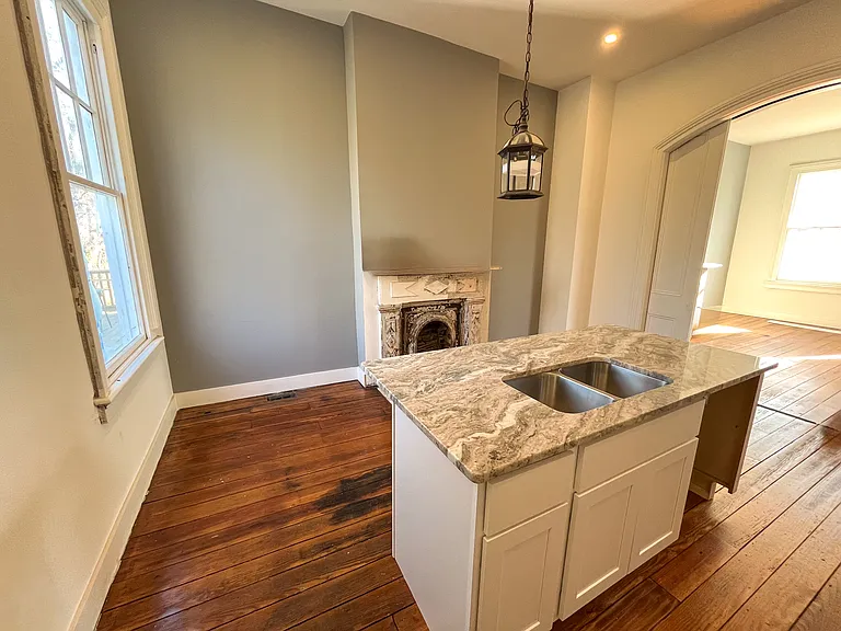 309 Hinton St — Photo 20