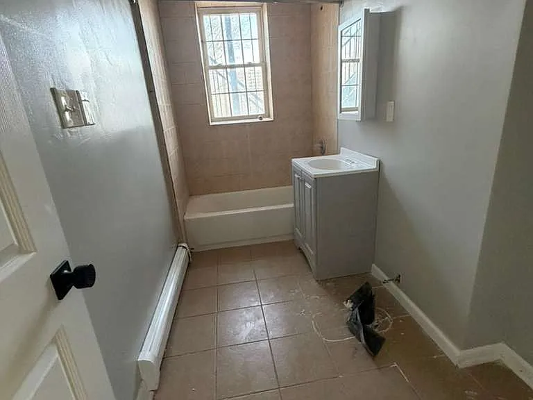634 Martin Luther King Blvd #22 — Photo 5