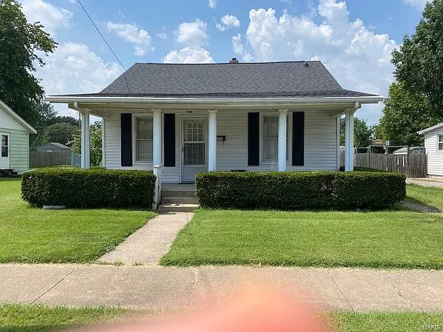 2913 Indiana Ave photo 1