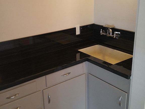 5th image of 724 NW Broadway St #1-10