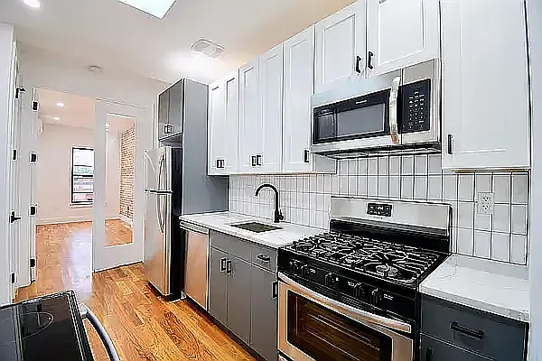 Rented by REAL New York | media 1