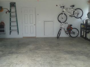 32049 Ramblewood Dr, Glade Spring, VA 24340